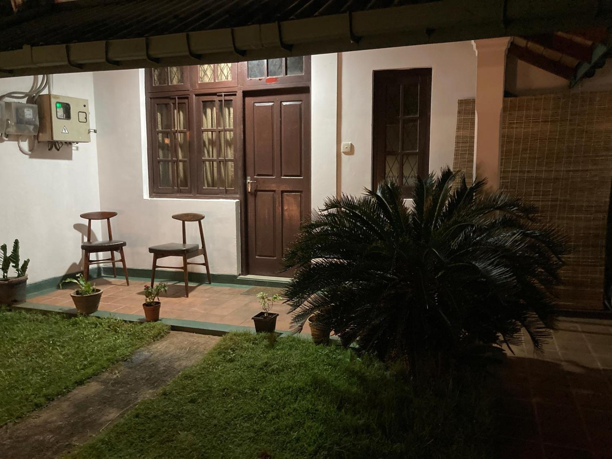 Reverie Hill Bungalow, Kandy Bagian luar foto